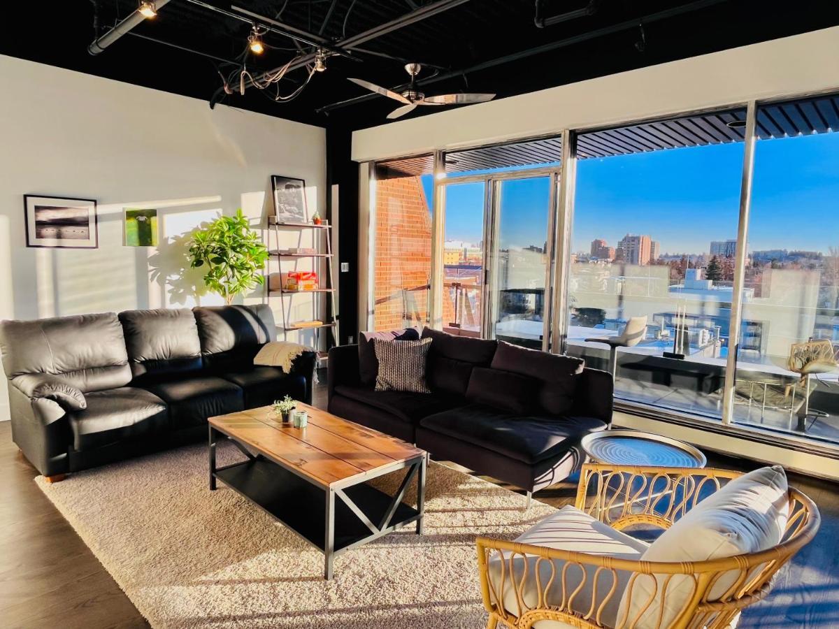 Sunny Penthouse On 17Th Ave, 1 Bedroom, 1 Loft Bed With Ladder, 1 Sofa Bed, Sleeps 6, Downtown Calgary Luaran gambar